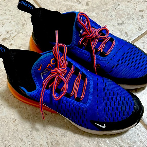 Nike 270 - Picture 1 of 3